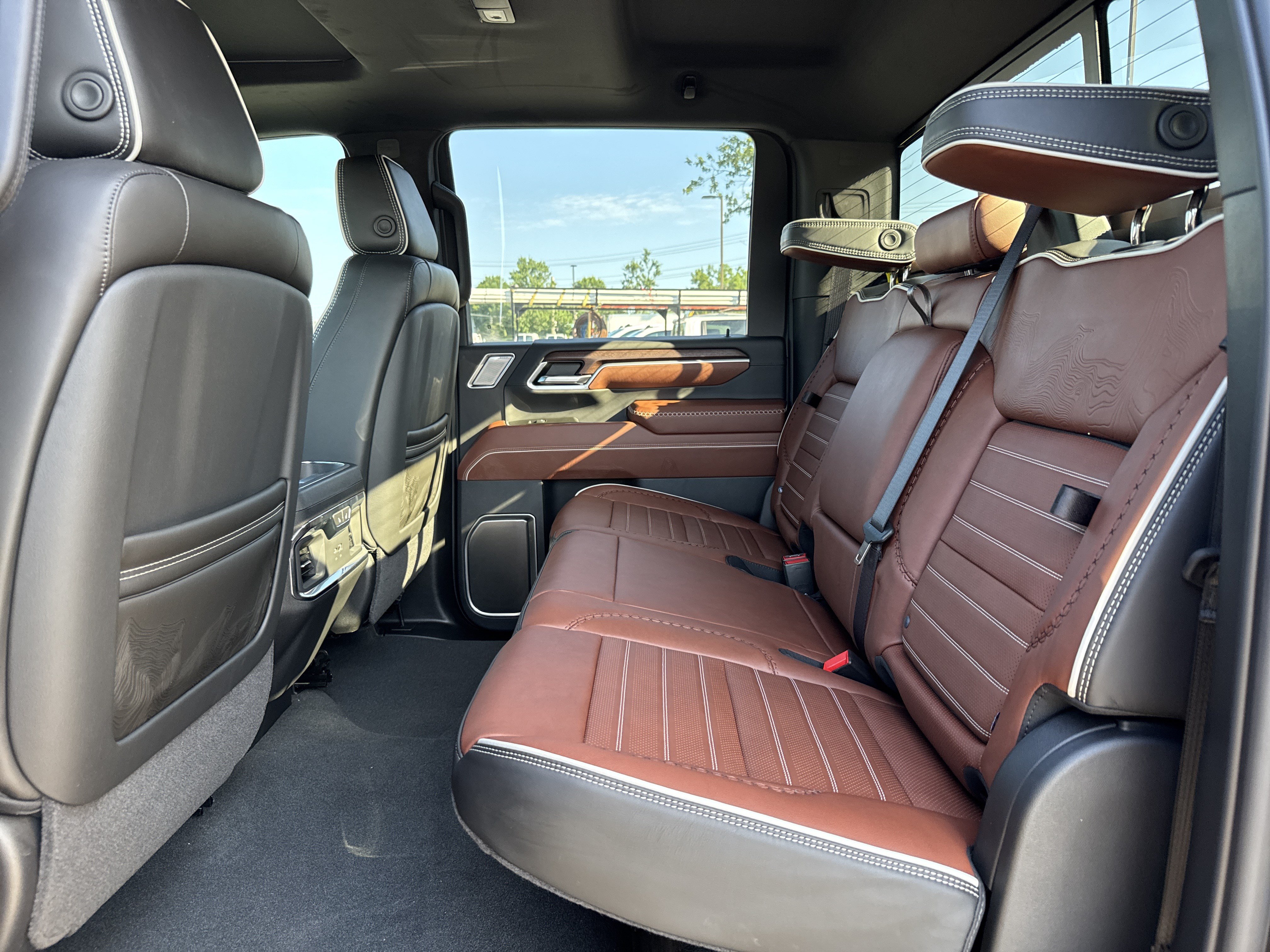 New 2026 GMC Sierra 2500 Denali Ultimate AWD/4WD image 30