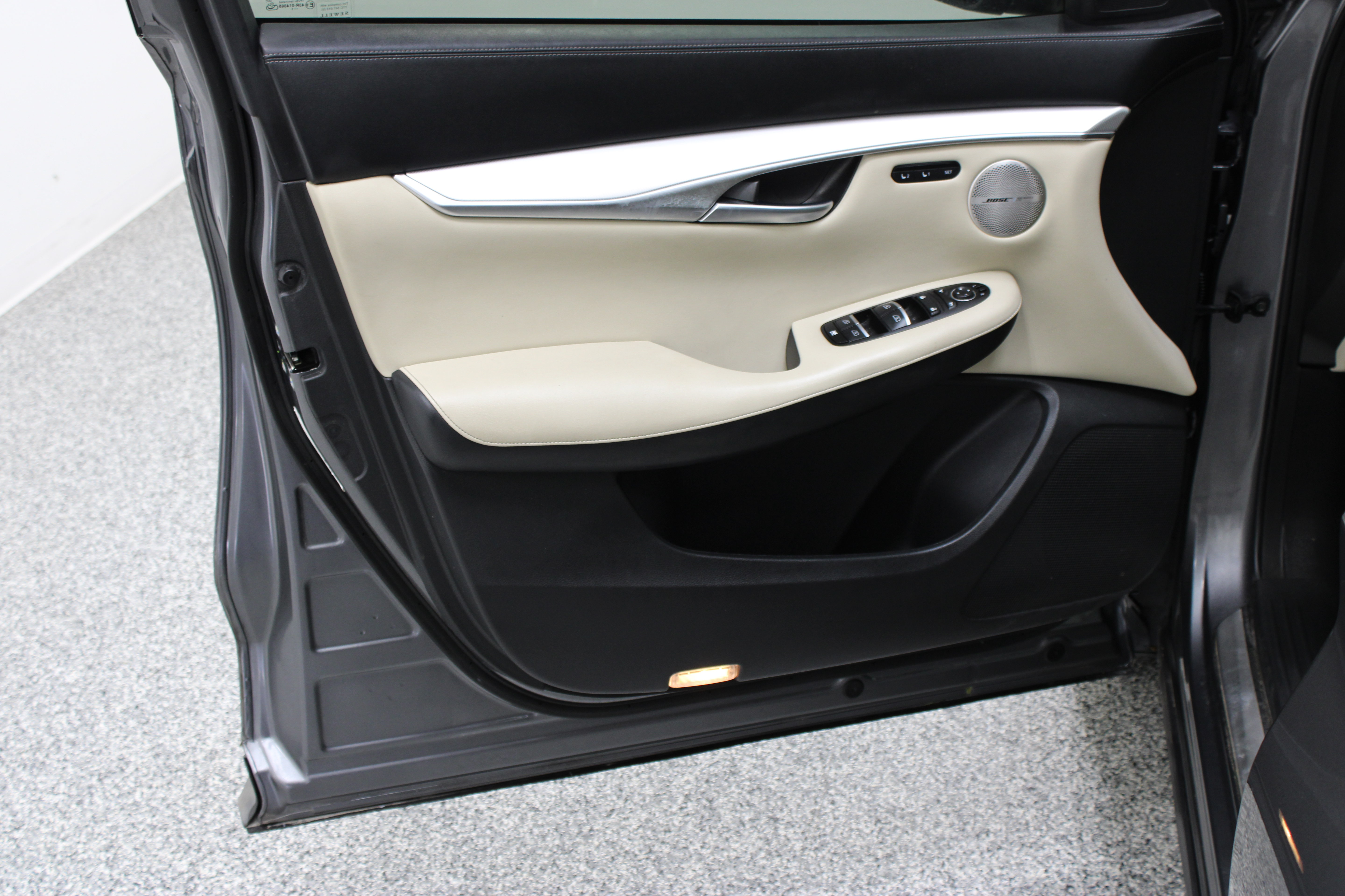 Used 2022 INFINITI QX50 Sensory FWD image 12