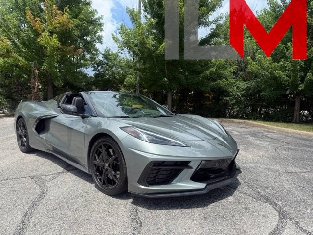 Used 2022 Chevrolet Corvette Stingray Convertible w/ Z51 Performance Package RWD image 1