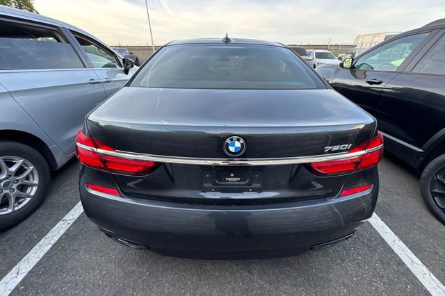 Used 2019 BMW 750i RWD image 6