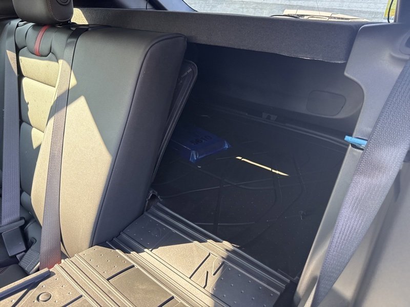 New 2025 Chevrolet Trax RS w/ Sunroof Package image 38