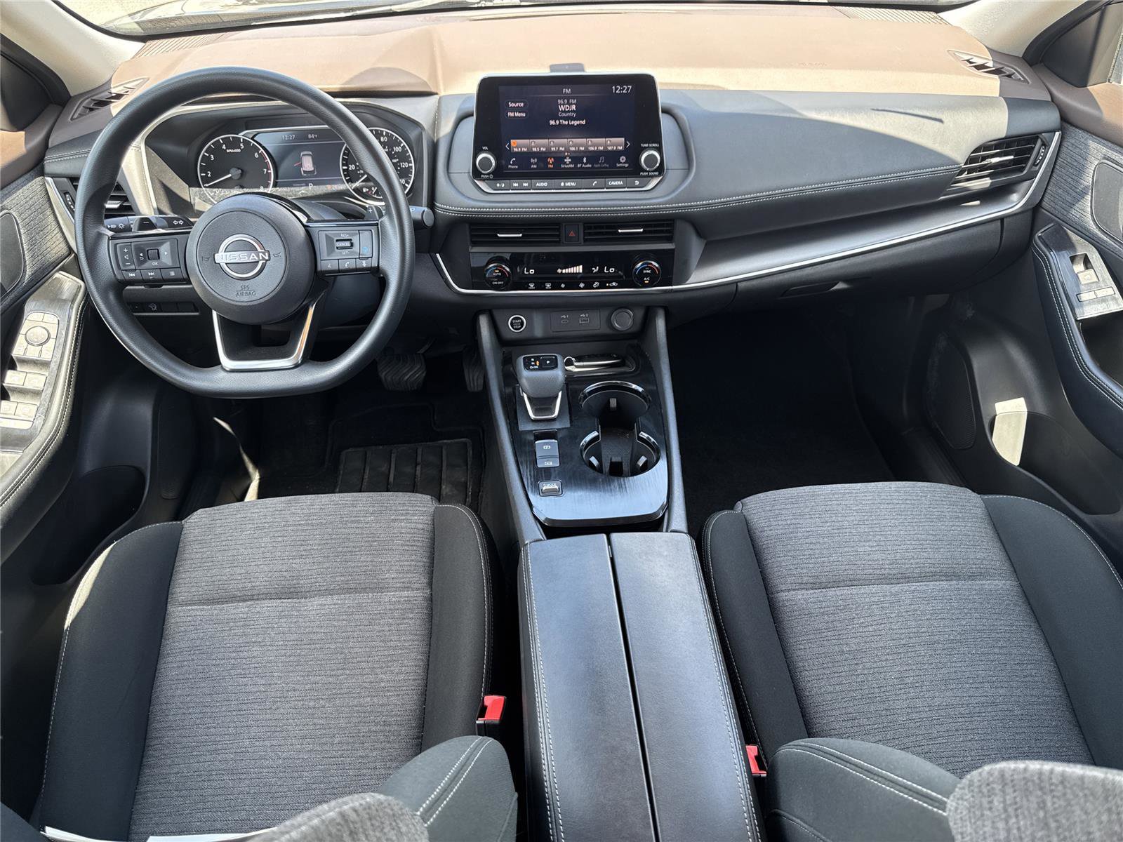 Used 2023 Nissan Rogue SV FWD image 13