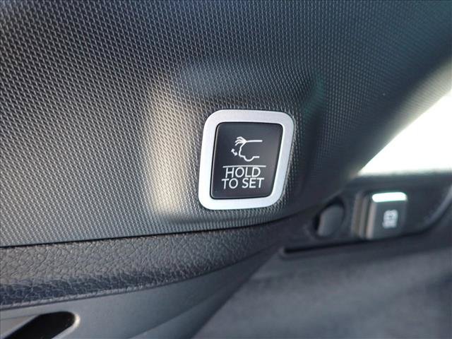 New 2026 Jeep Grand Cherokee Summit AWD/4WD image 9