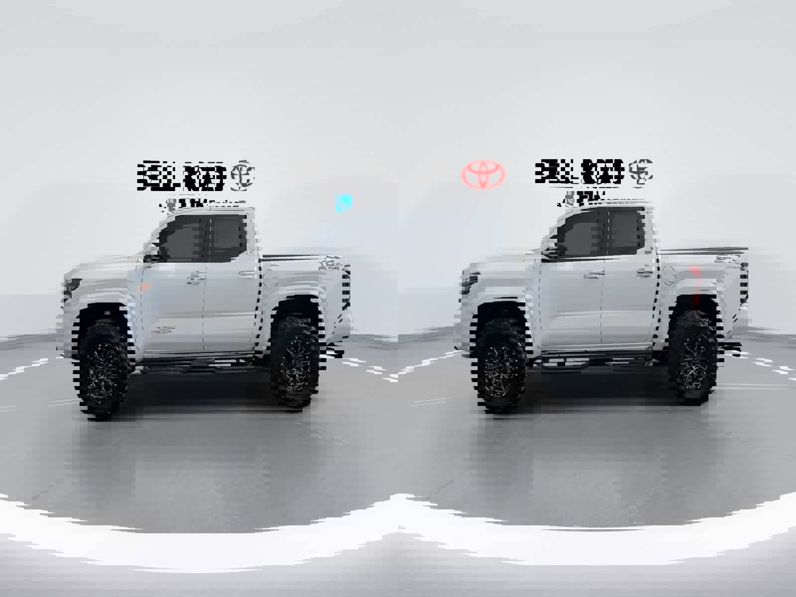 Used 2024 Toyota Tacoma SR5 image 6