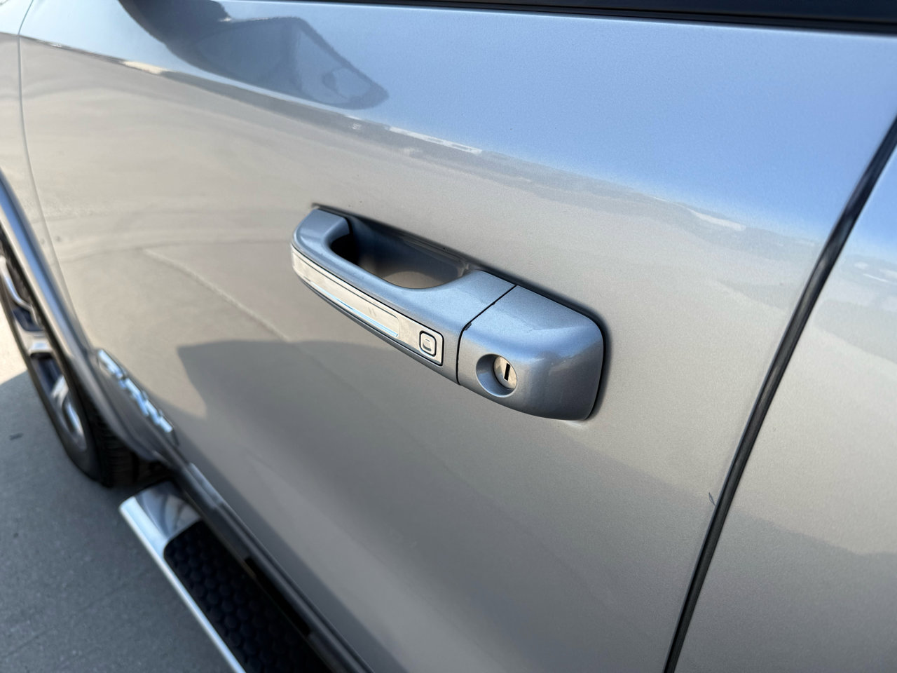 Used 2020 RAM 1500 Laramie image 12