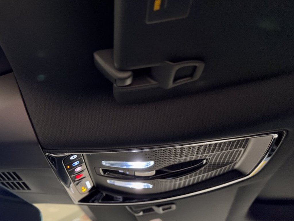 Used 2024 Cadillac Lyriq Luxury RWD image 30