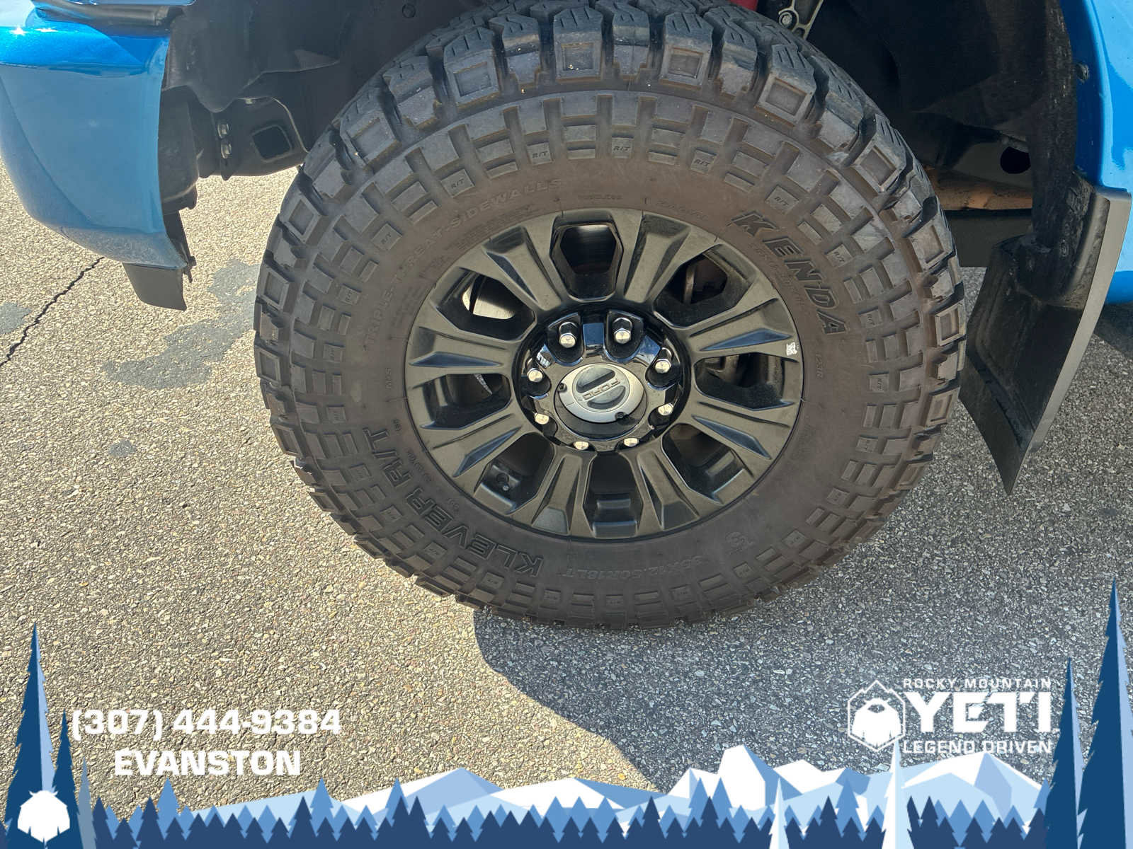 Used 2021 Ford F250 Platinum w/ Tremor Off-Road Package AWD/4WD image 9