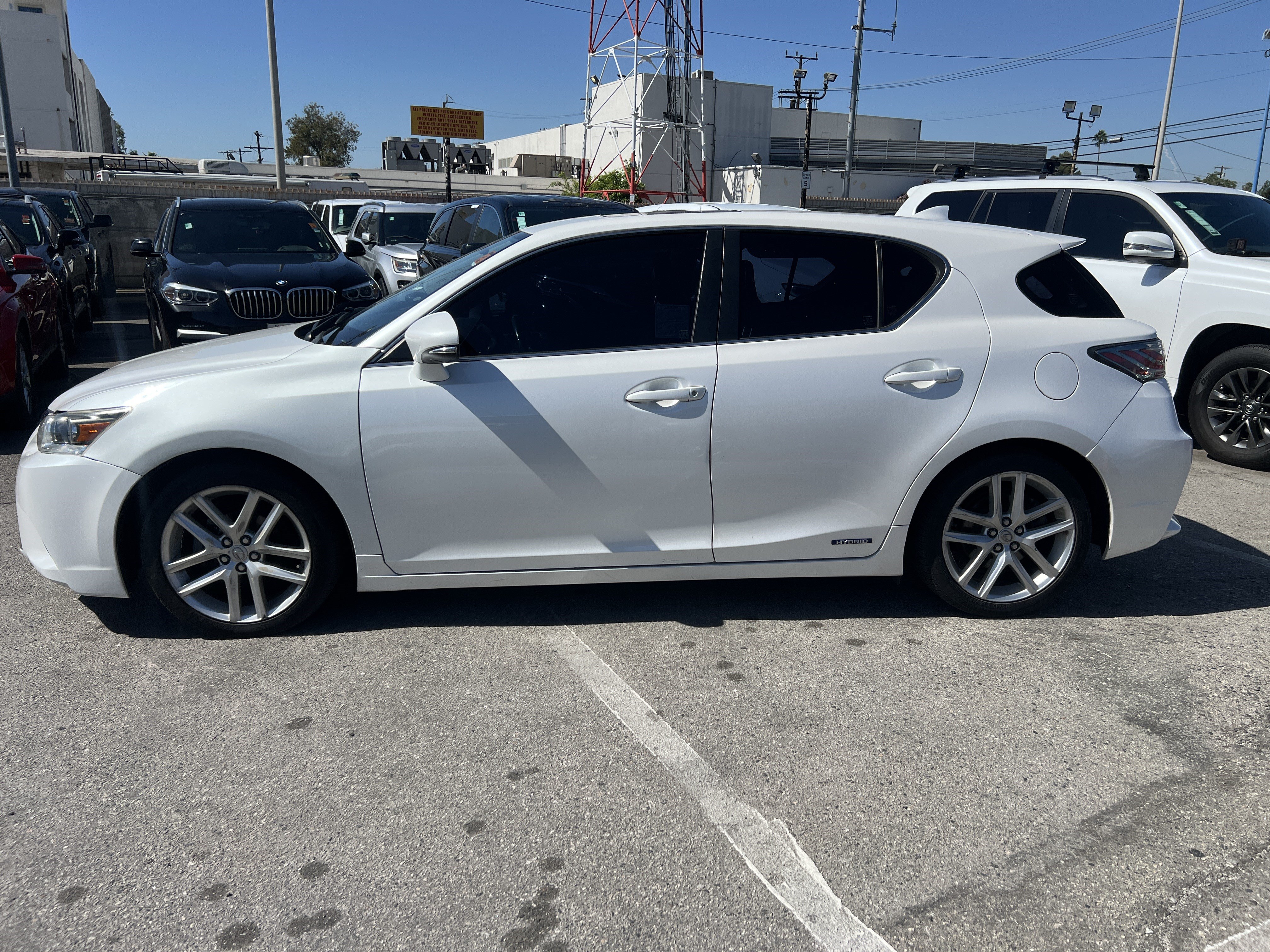 Used 2015 Lexus CT 200h FWD image 8