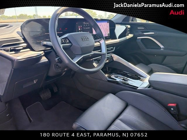 Used 2025 Audi Q5 Premium Plus w/ Premium Plus AWD/4WD image 10