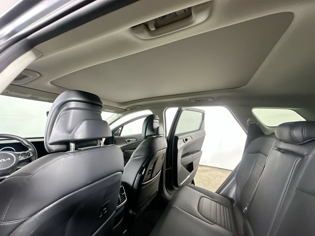 Used 2025 Kia Sportage SX Prestige AWD/4WD image 13