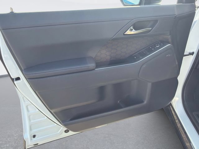 Used 2025 Lexus GX 550 AWD/4WD image 19