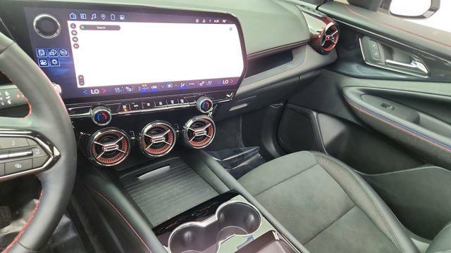 Used 2025 Chevrolet Blazer EV RS image 44