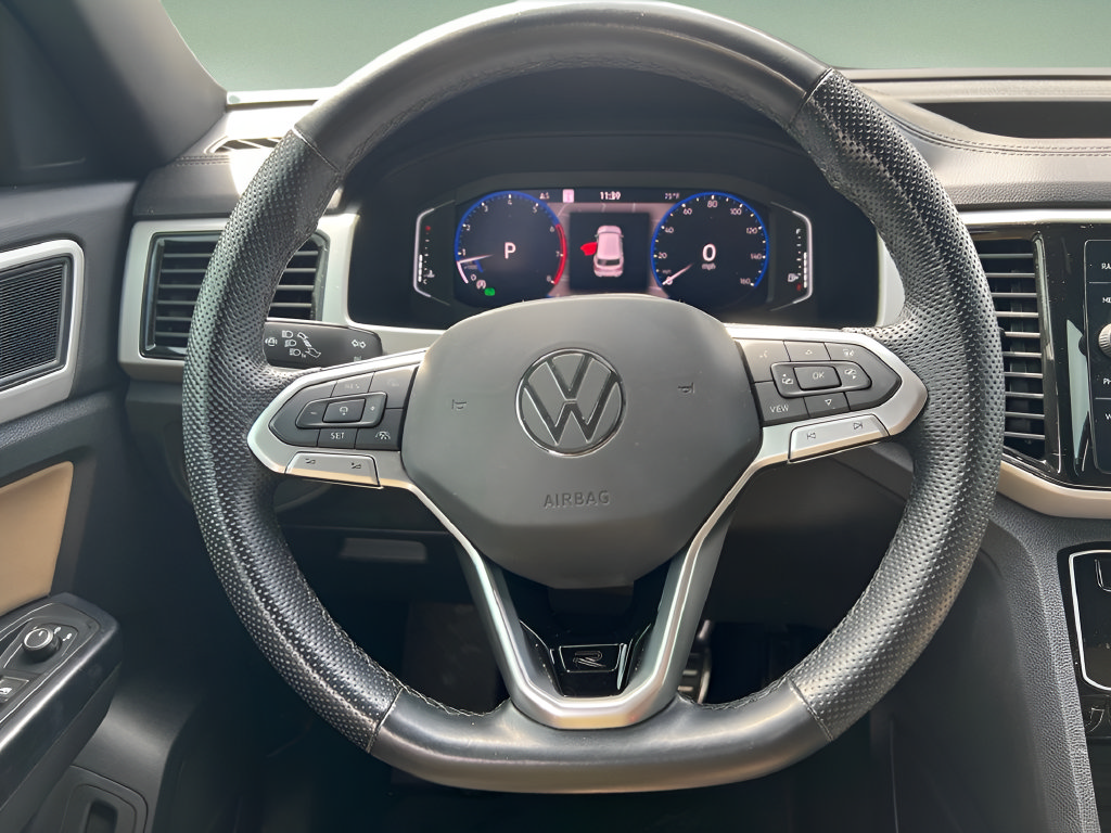 Used 2021 Volkswagen Atlas Cross Sport SEL R-Line FWD image 19