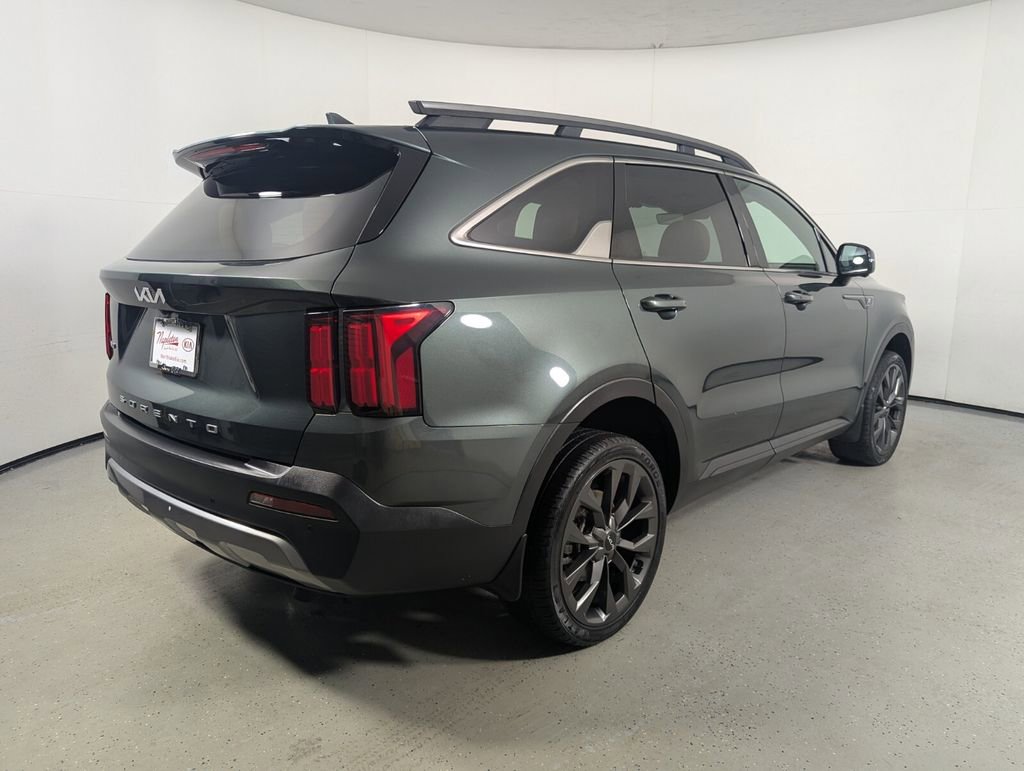 Used 2022 Kia Sorento SX Prestige w/ Rust Color Package AWD/4WD image 7