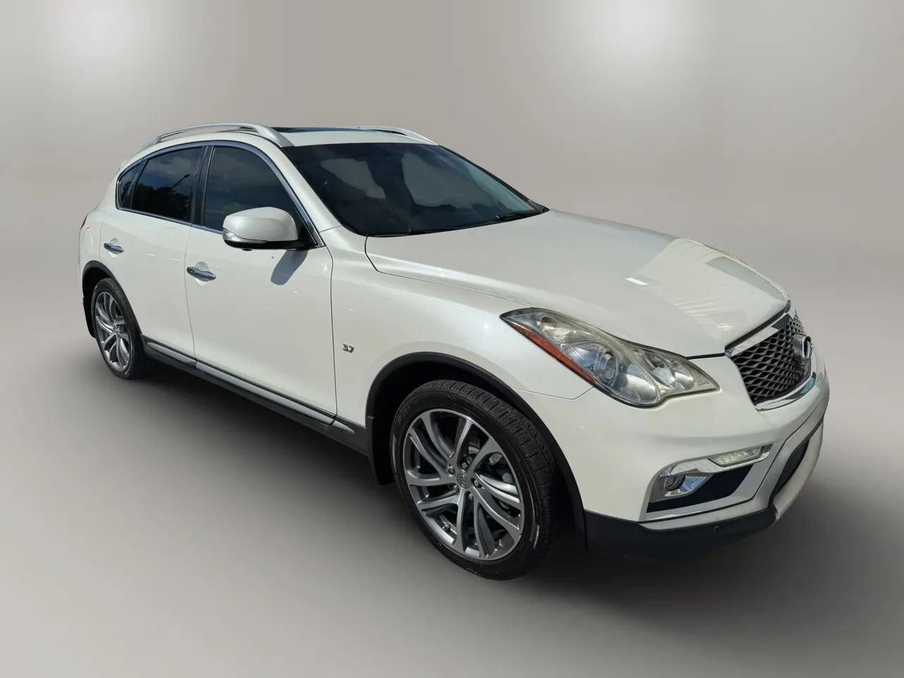 Used 2016 INFINITI QX50 2WD w/ Technology Package image 6