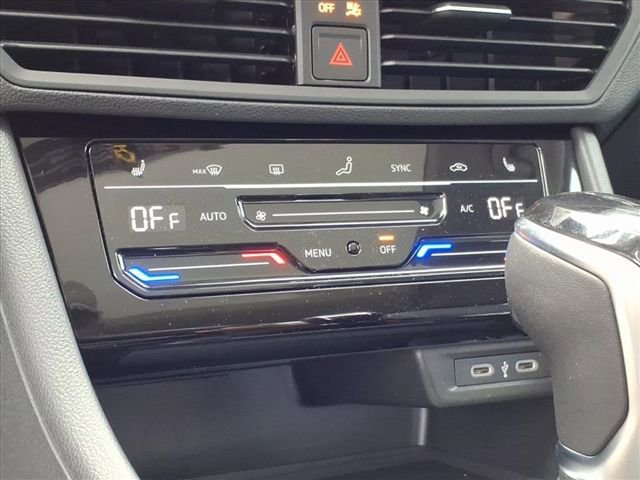 New 2026 Volkswagen Jetta SE FWD image 13