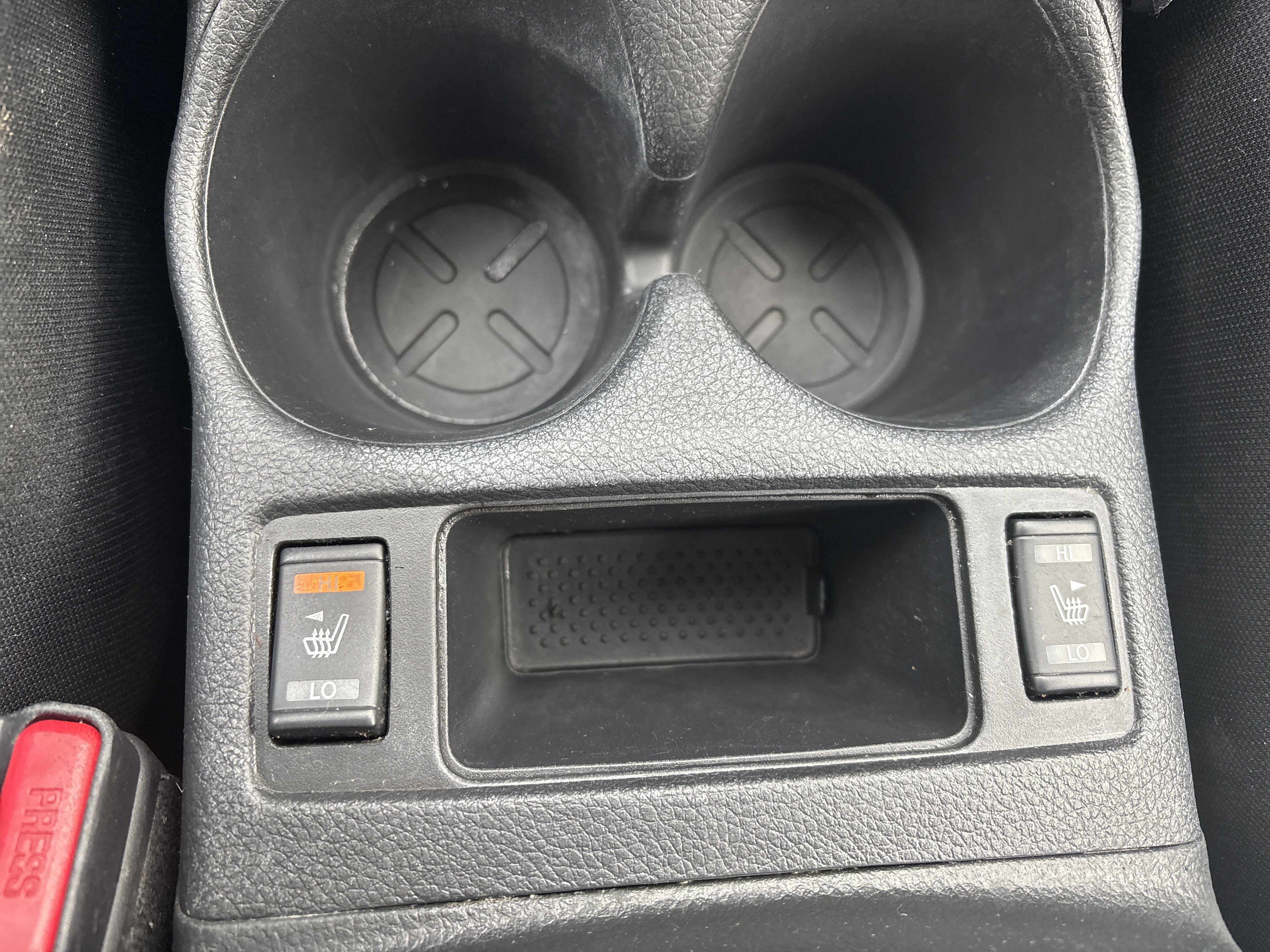 Used 2020 Nissan Rogue SV image 29