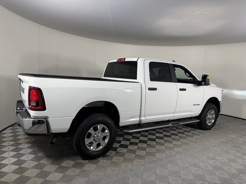 Used 2025 RAM 2500 Big Horn AWD/4WD image 7