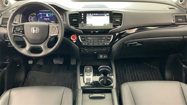 Certified 2021 Honda Pilot Touring image 3