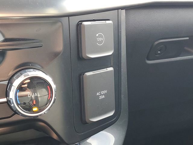 Used 2023 Ford F150 Lariat w/ Equipment Group 502A High image 30