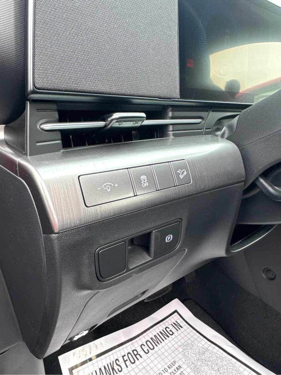 New 2027 Hyundai Kona SE AWD/4WD image 20