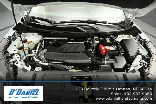 Used 2024 Nissan Rogue Platinum w/ Platinum Premium Package AWD/4WD image 43