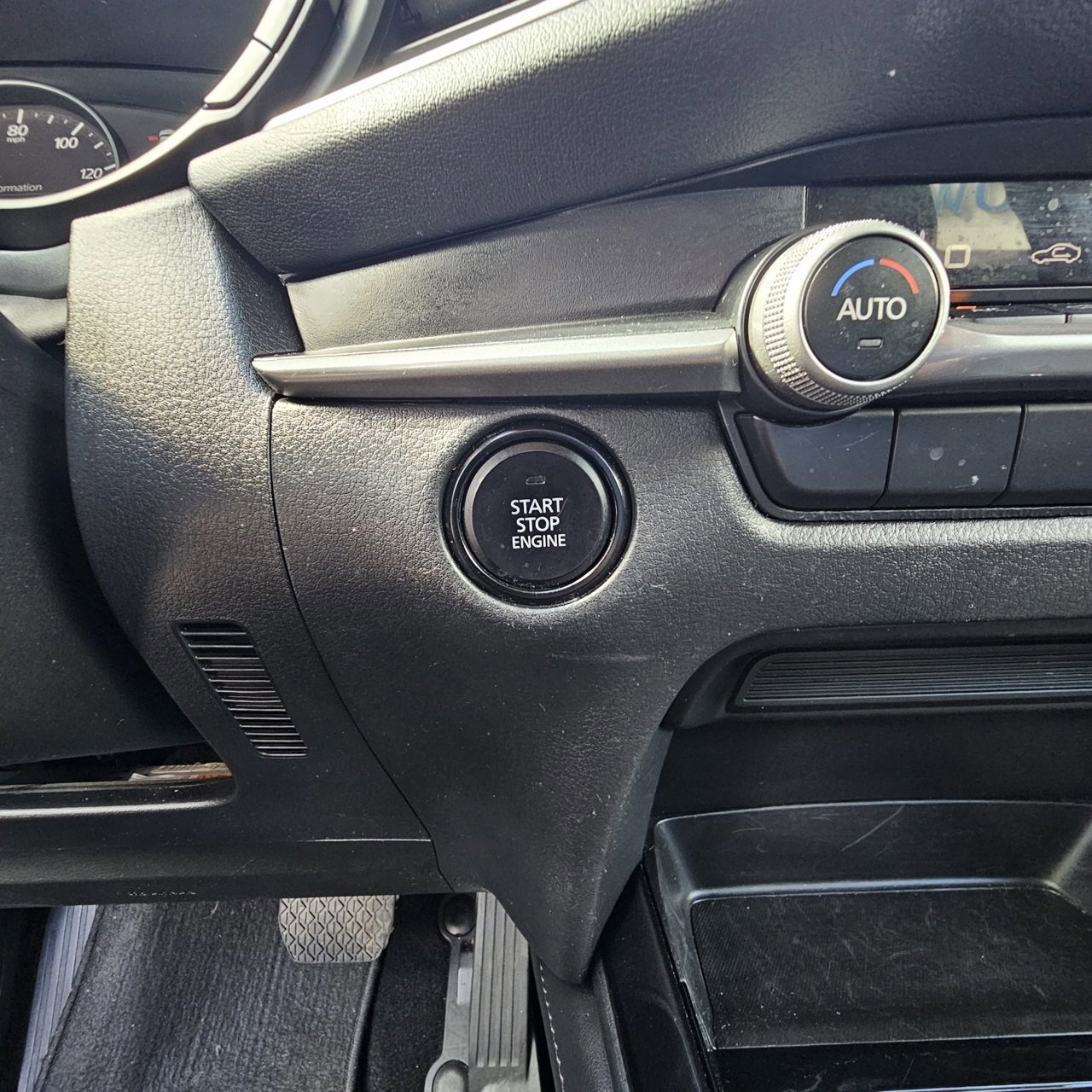 Used 2024 MAZDA CX-30 AWD 2.5 S w/ Select Sport Pkg image 19