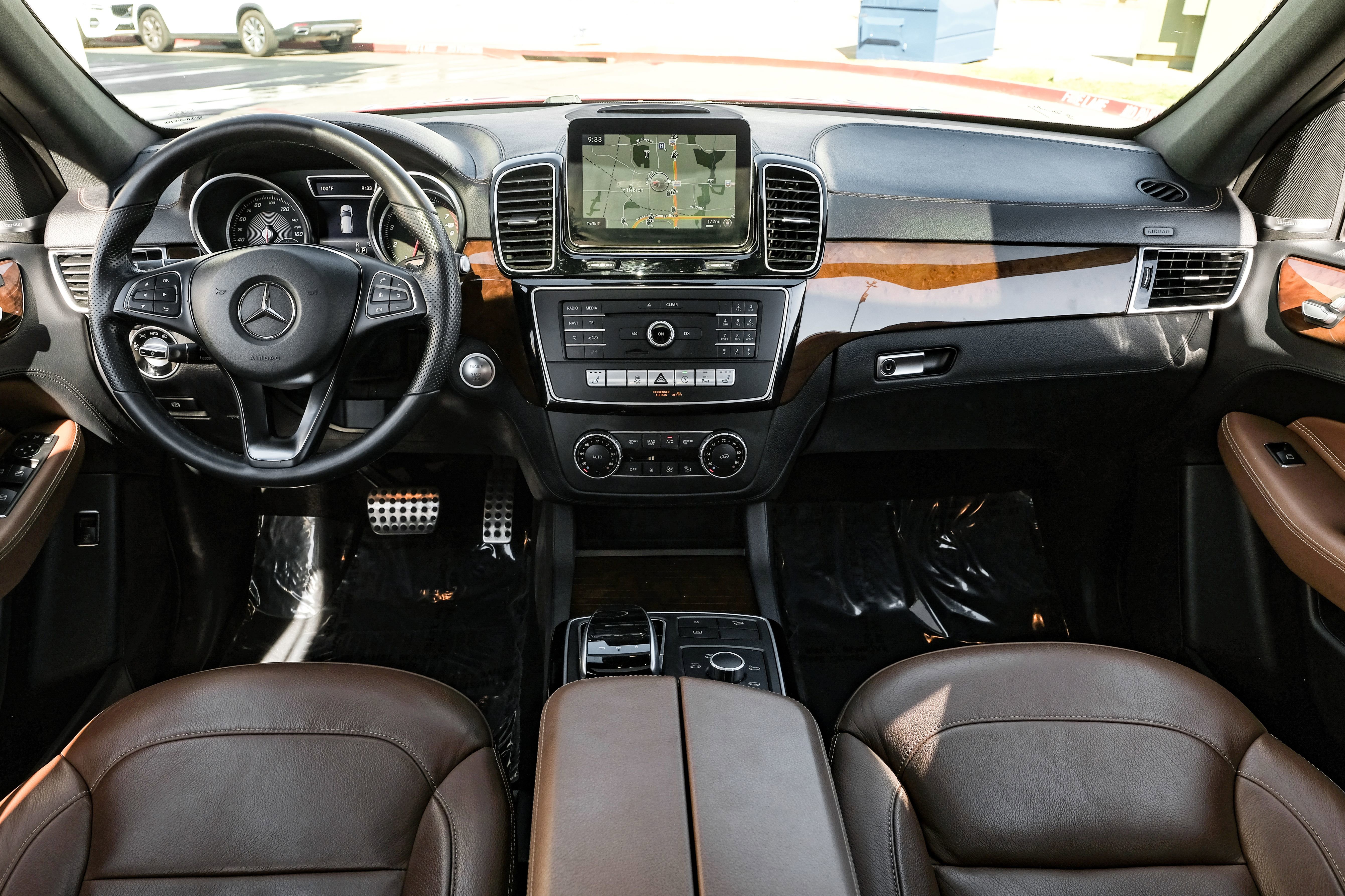 Used 2017 Mercedes-Benz GLE 400 4MATIC image 13