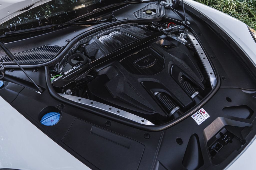 Used 2023 Porsche Panamera image 35