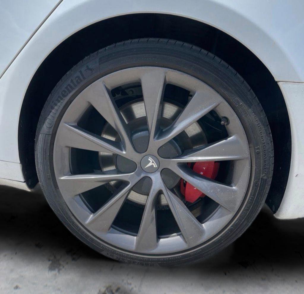 Used 2021 Tesla Model S Performance AWD/4WD image 8