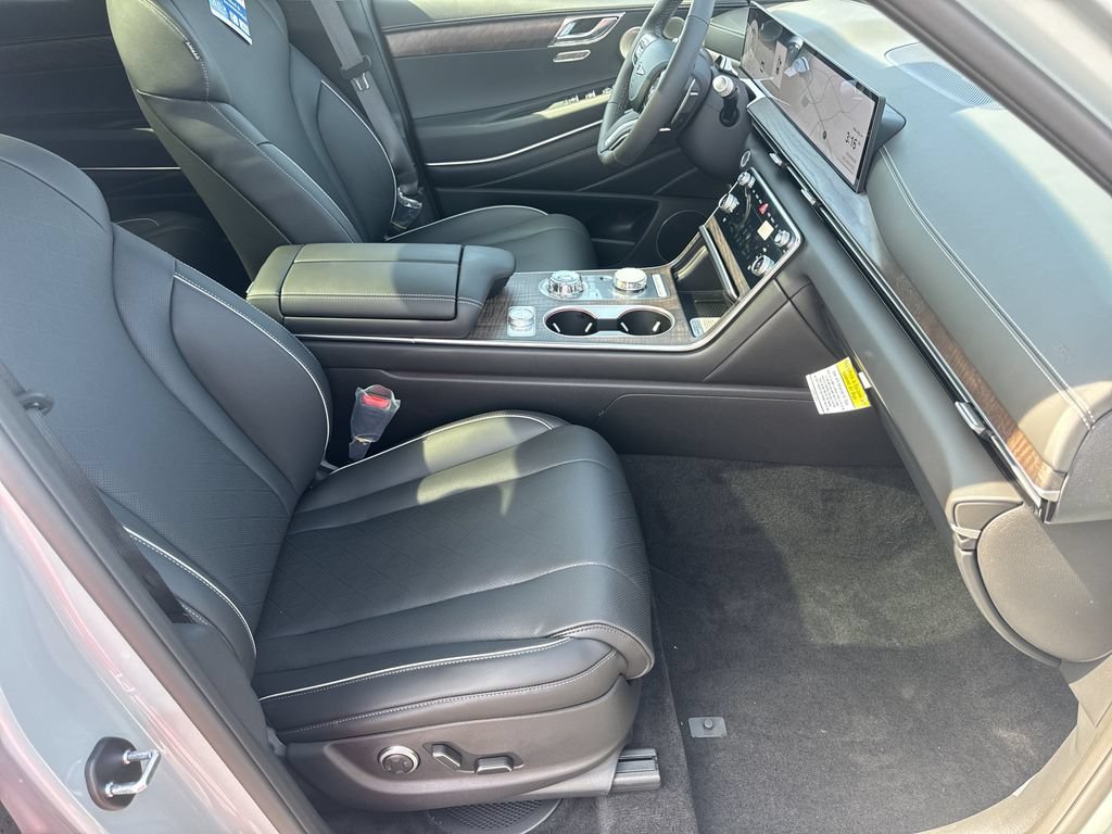 New 2027 Genesis GV80 2.5T Prestige AWD/4WD image 13