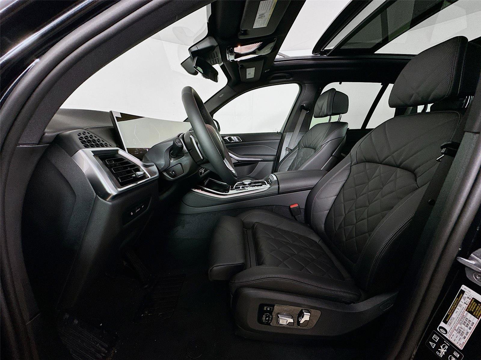 New 2026 BMW X5 xDrive40i w/ Climate Comfort Package image 22