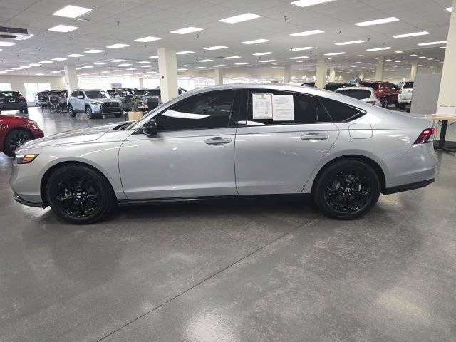 Used 2025 Honda Accord SE image 3