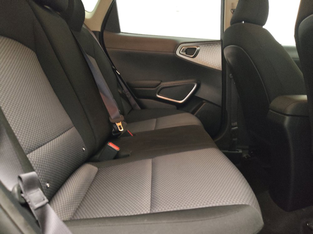 Used 2022 Kia Soul LX w/ Technology Package FWD image 19