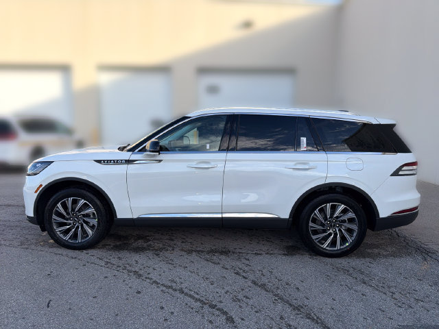 New 2027 Lincoln Aviator AWD image 10