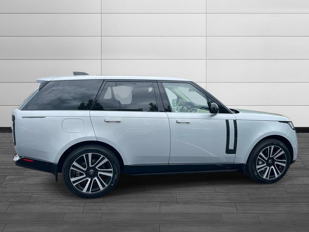 Certified 2023 Land Rover Range Rover SE AWD/4WD image 6