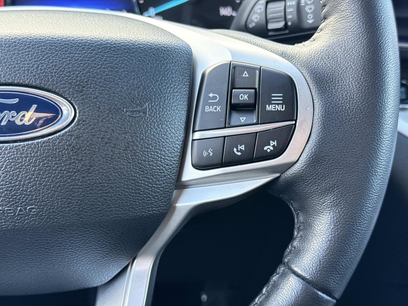 Used 2023 Ford Explorer XLT w/ Equipment Group 202A image 7