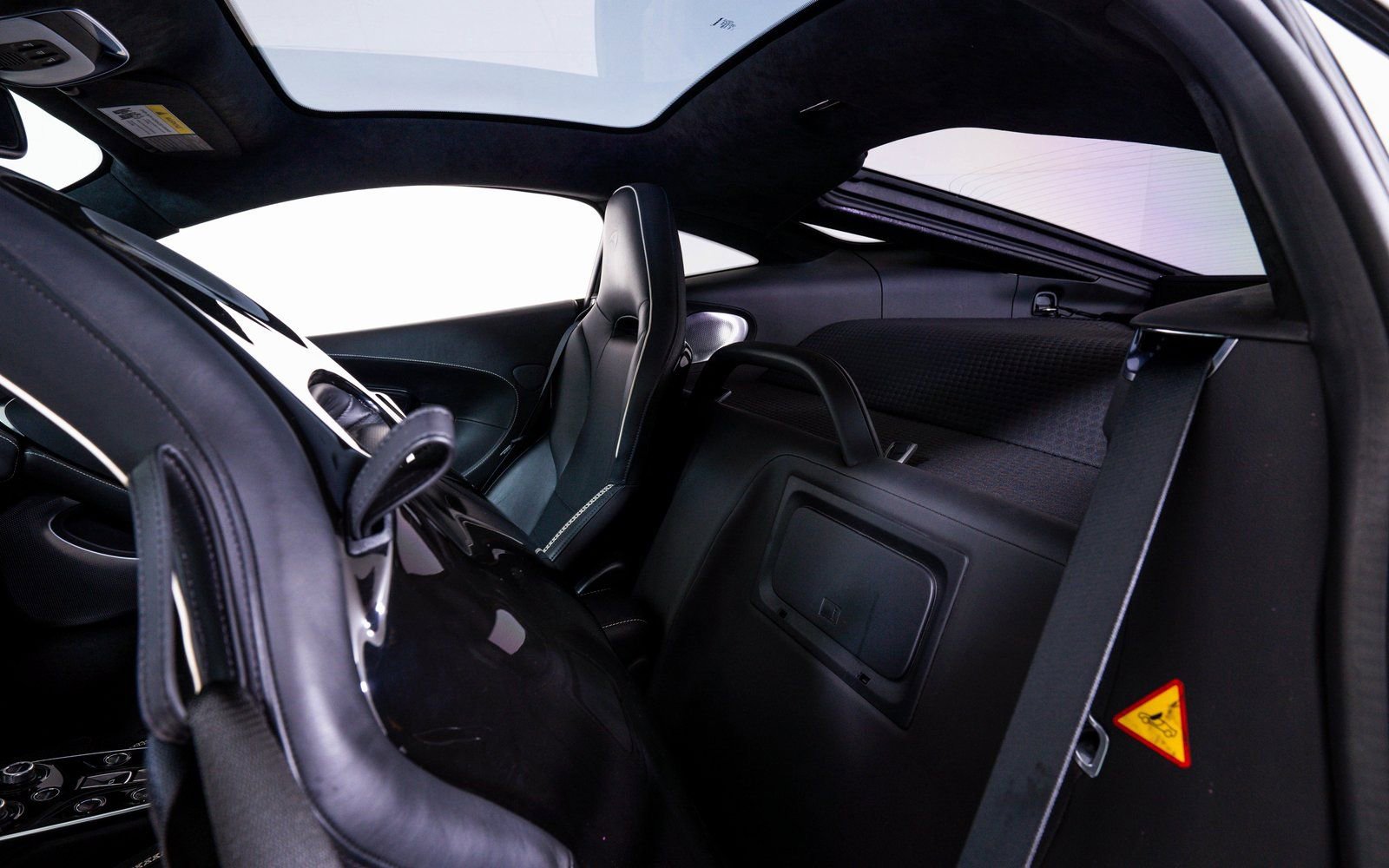 Used 2023 McLaren GT image 20