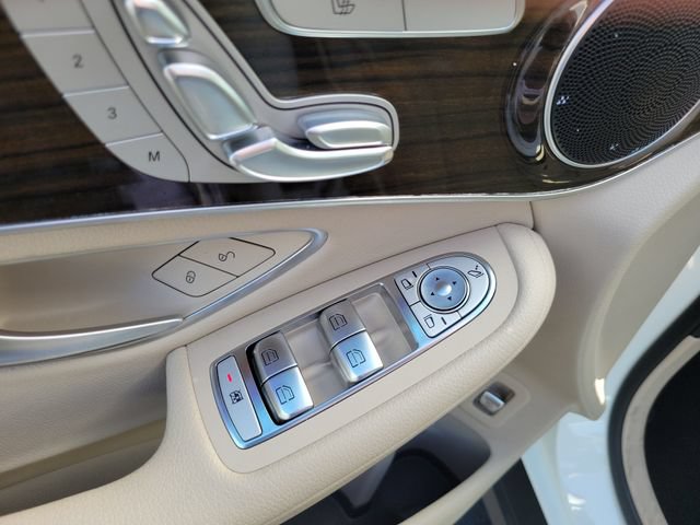 Used 2022 Mercedes-Benz GLC 300 image 18