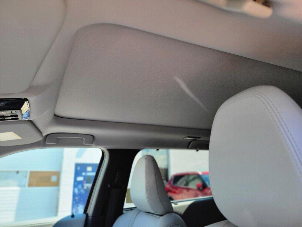 New 2025 Mitsubishi Outlander SEL image 18