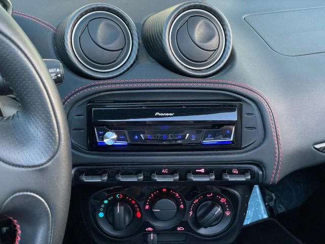 Used 2020 Alfa Romeo 4C Spider image 33