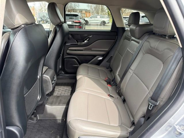 Used 2024 Lincoln Corsair AWD w/ Equipment Group 101A image 29