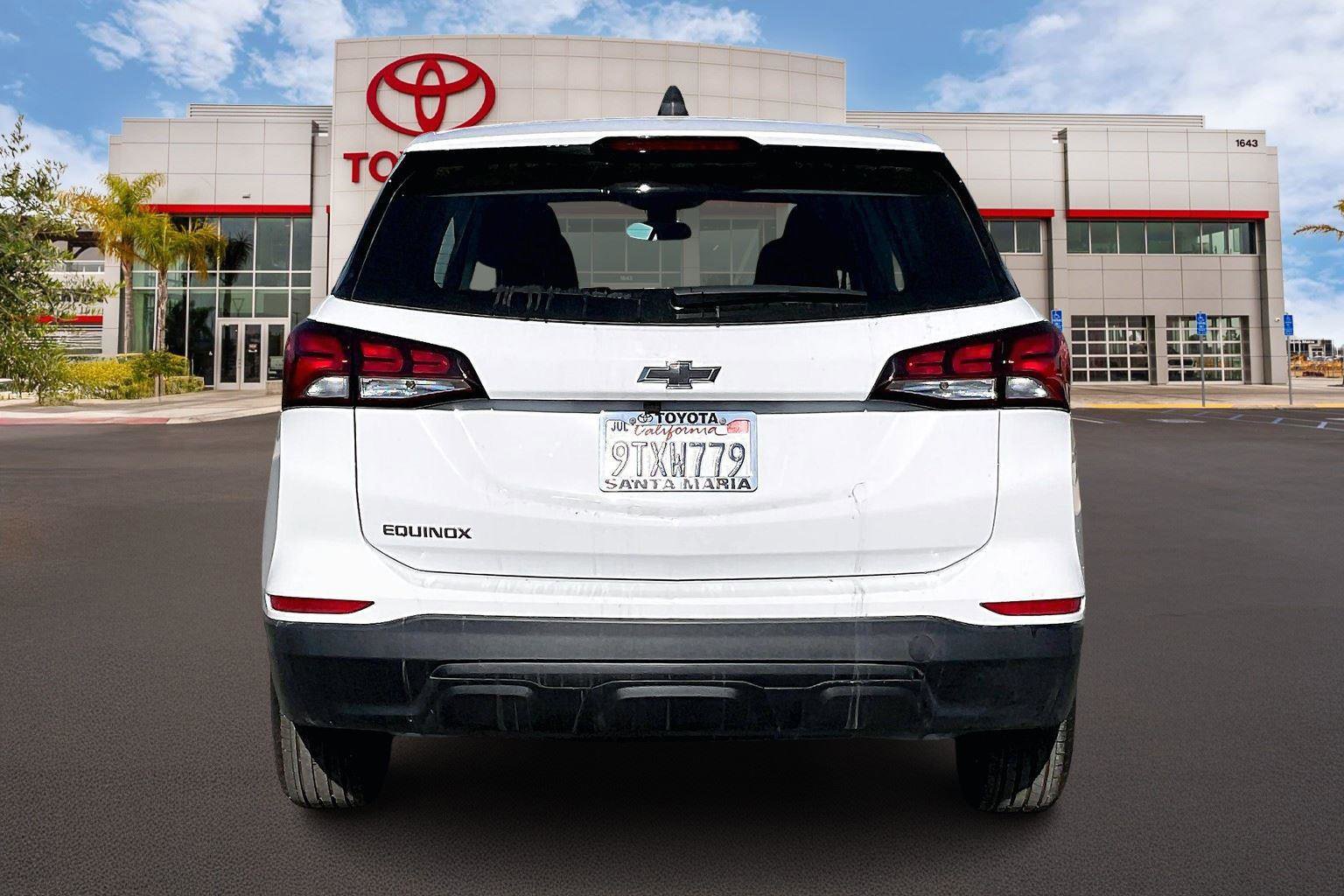 Used 2024 Chevrolet Equinox LS w/ LPO, Cargo Package image 4