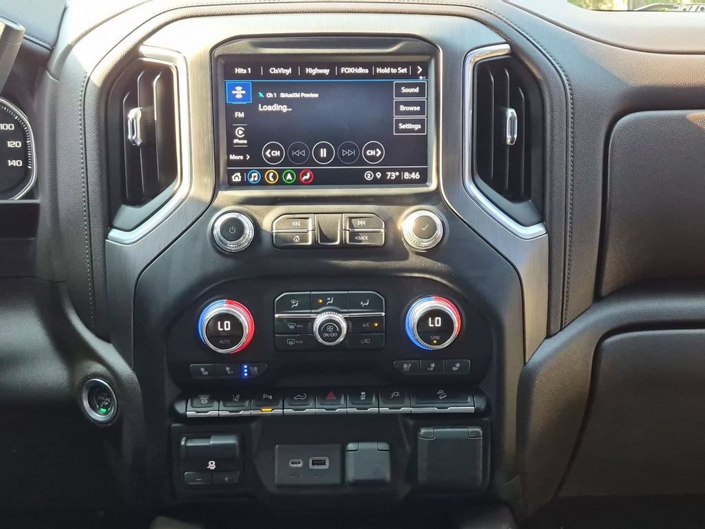 Used 2022 GMC Sierra 2500 Denali w/ Denali Ultimate Package AWD/4WD image 24
