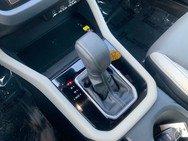 Certified 2025 Subaru Forester Limited image 32