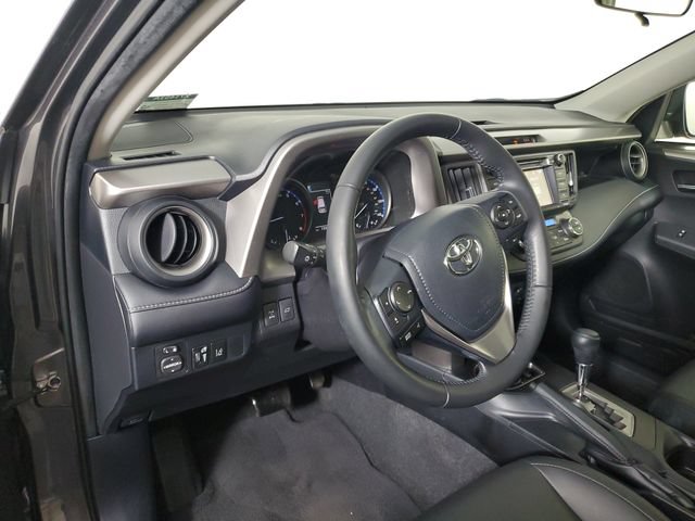 Used 2018 Toyota RAV4 XLE AWD/4WD image 20