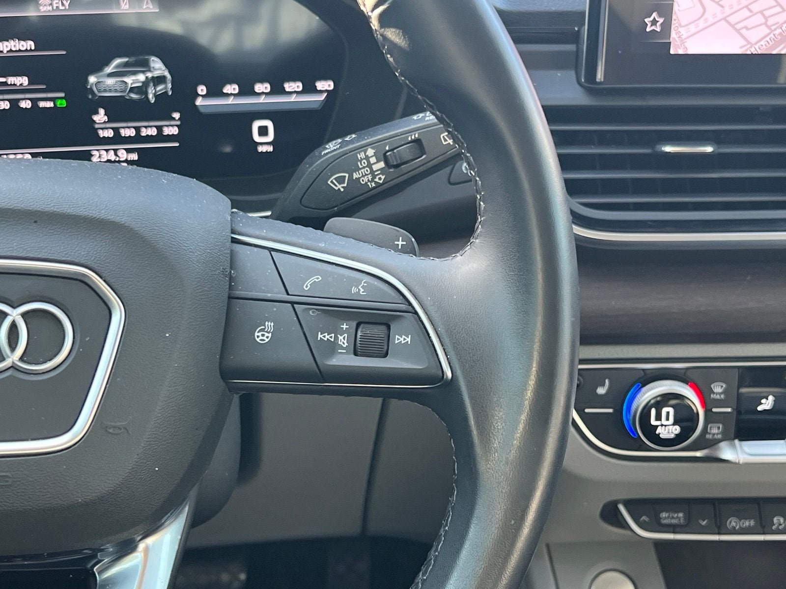 Used 2022 Audi Q5 2.0T Premium Plus AWD/4WD image 30