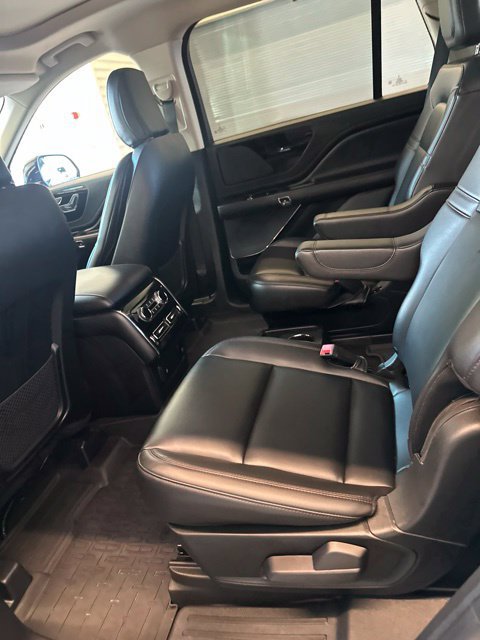 Certified 2024 Lincoln Aviator 2WD w/ Premium Package image 16