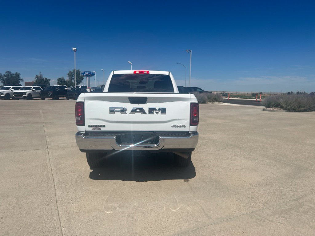 Used 2025 RAM 2500 Big Horn AWD/4WD image 4