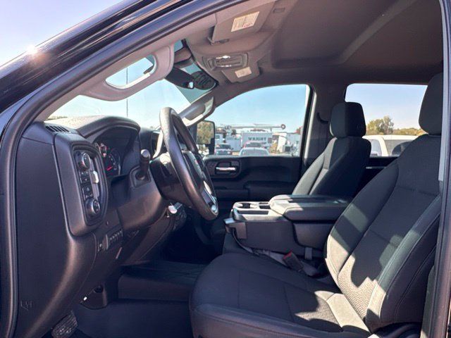 Used 2021 Chevrolet Silverado 2500 Custom w/ Custom Value Package AWD/4WD image 15